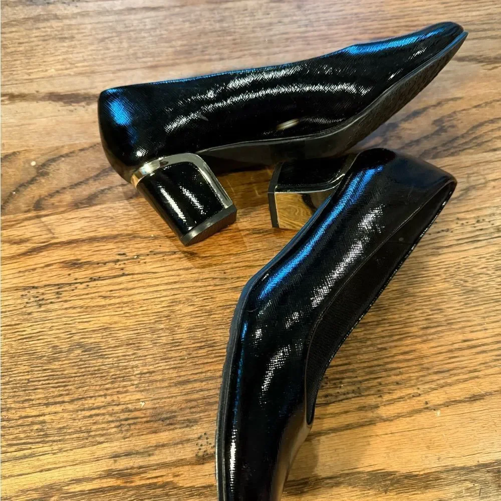 Soft Style Deanna Black Patent Block Heel Pumps Size 7.5 Comfort